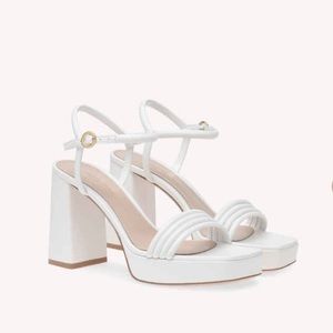 Brand New Gianvito Rossi ‘Lena’ sandal size 37.5 in White Leather Nappa